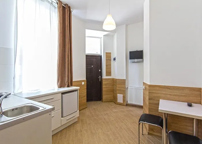 невеликі біля форуму з ремонтом за доступною ціною Lemberg