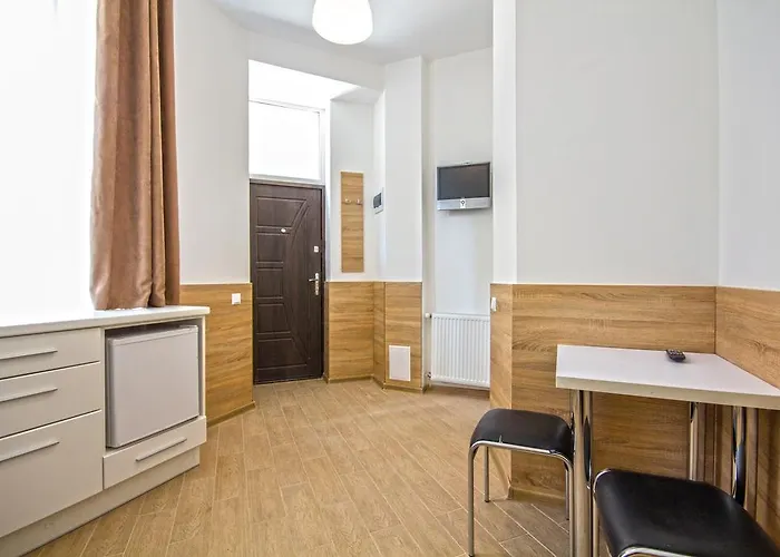 Apartment невеликі біля форуму з ремонтом за доступною ціною *